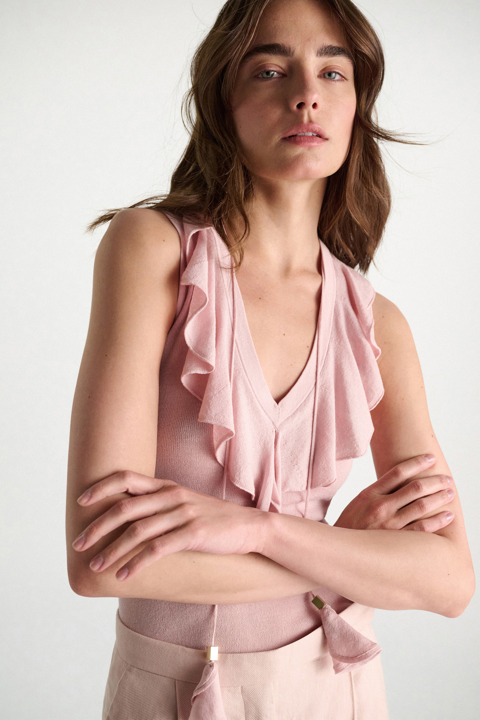 Dorothee Schumacher Ärmelloses Strickoberteil mit Spitzenfront powder