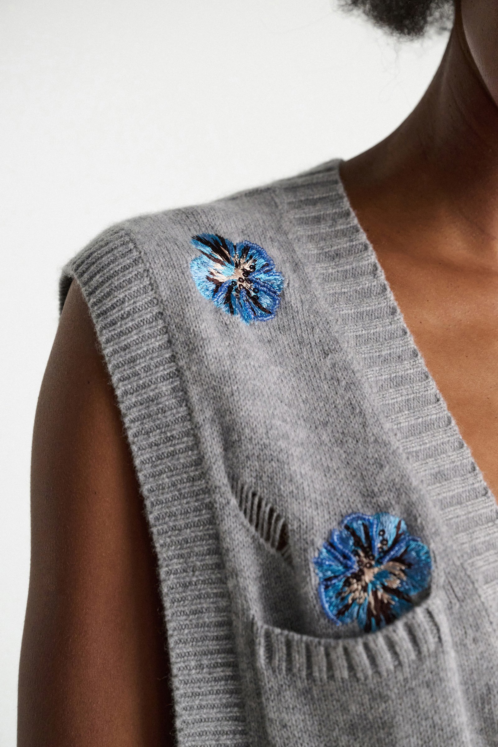 Dorothee Schumacher Embellished Merino-cashmere vest grey blooming blue