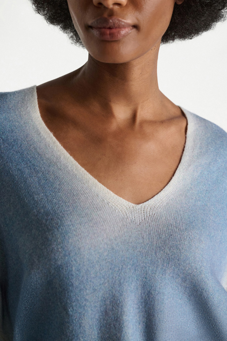 Dorothee Schumacher Merino-cashmere pullover with poppy back poppy blue