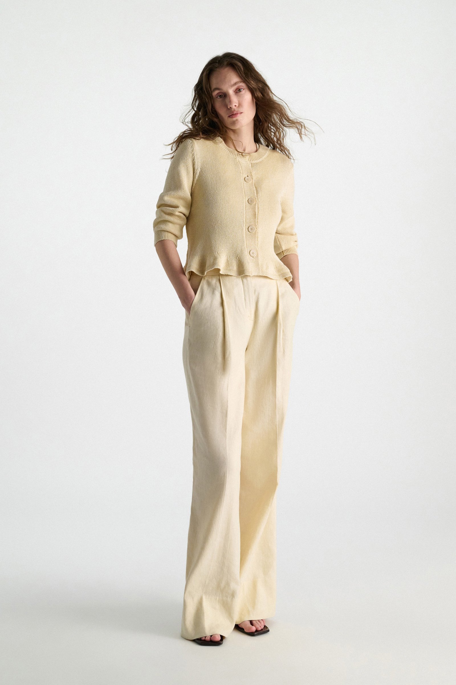 Dorothee Schumacher Cropped pullover with flounce effect icy lemon