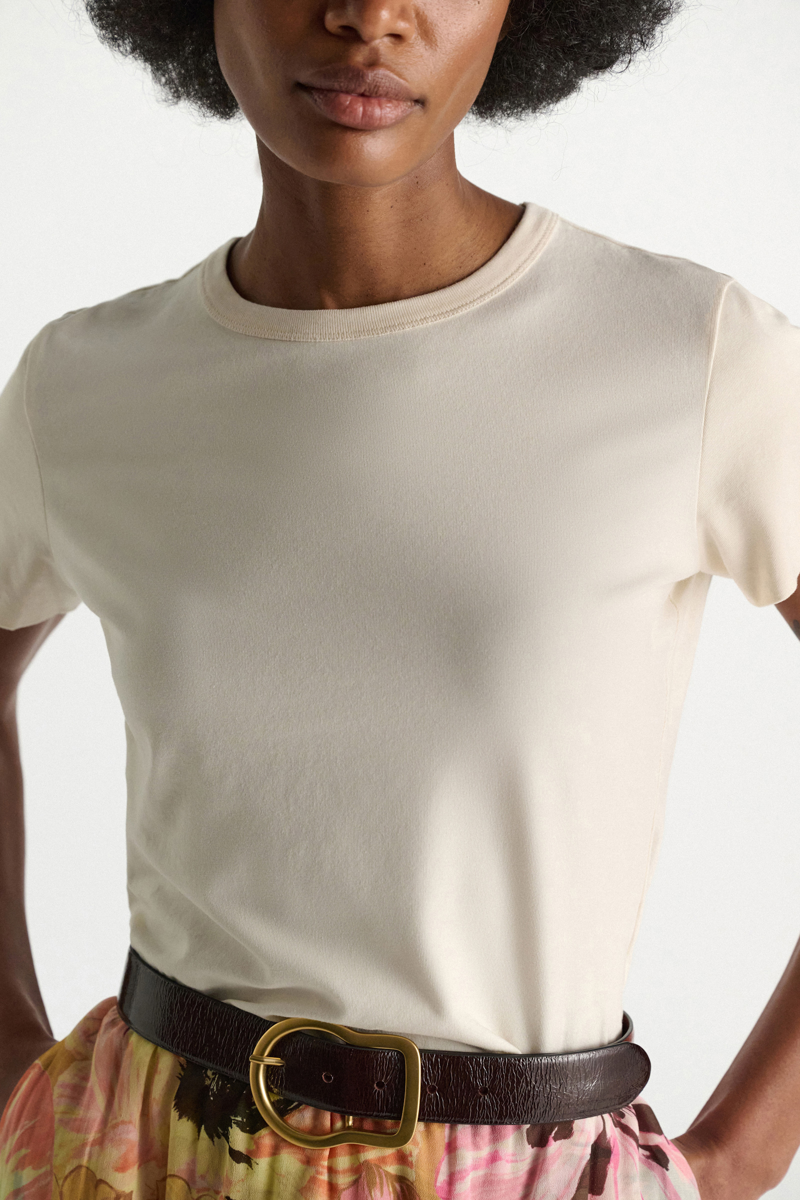 Dorothee Schumacher Rundhals-T-Shirt in verkürzter Passform canvas white