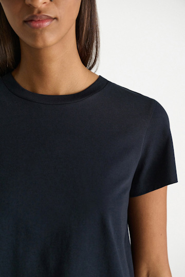 Dorothee Schumacher Flared Rundhalsshirt dark navy
