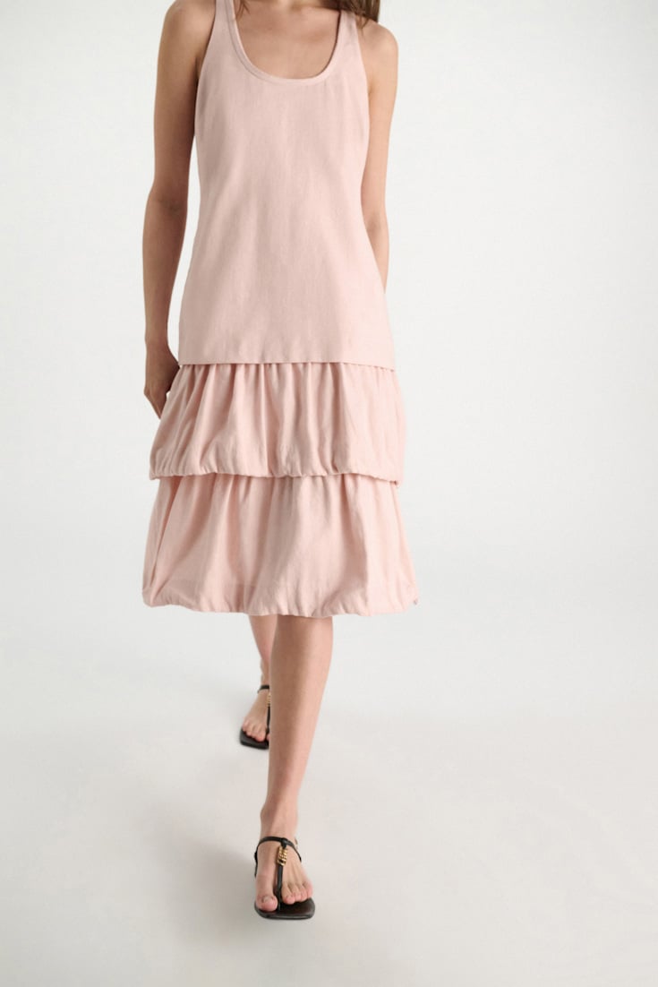 Dorothee Schumacher Midi-Kleid mit Memory Wire-Details aus Leinen und Baumwolle powder