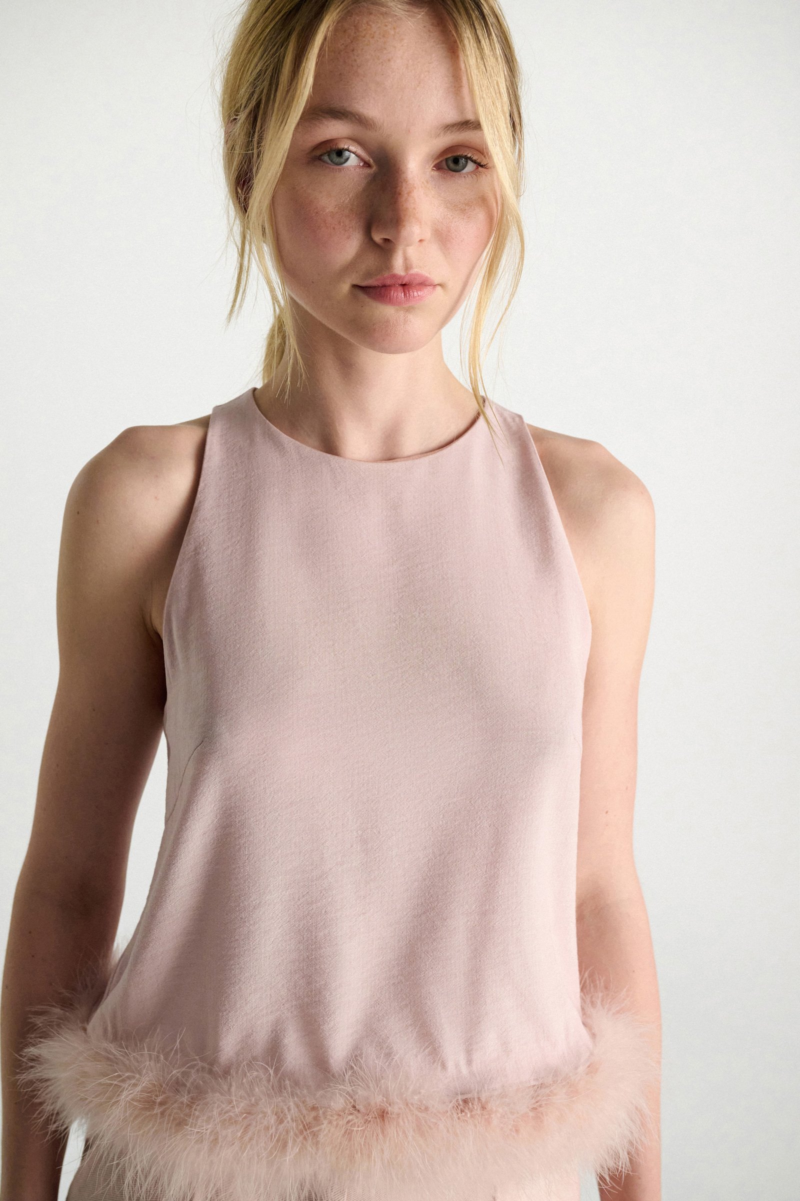 Dorothee Schumacher A-Linien Top mit Federn powder