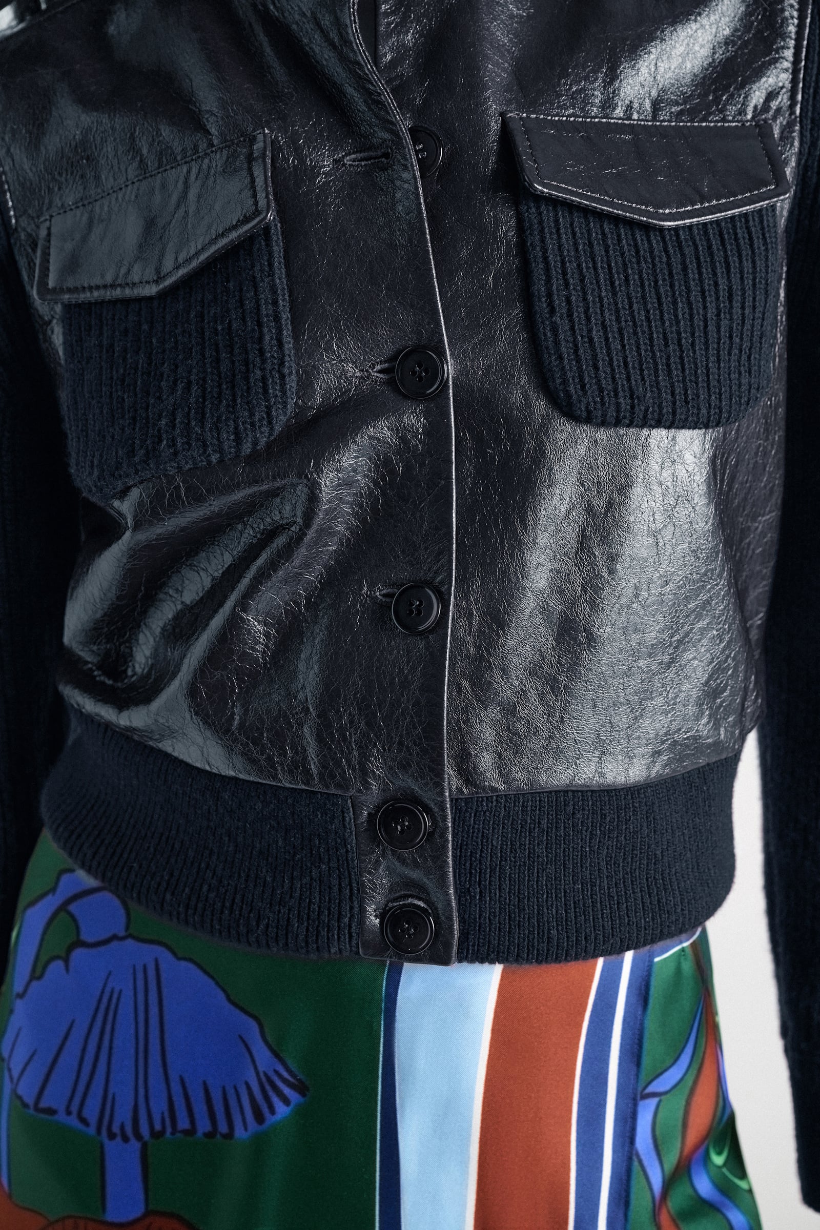 Dorothee Schumacher Leder- und Strickjacke true navy Model Detail View