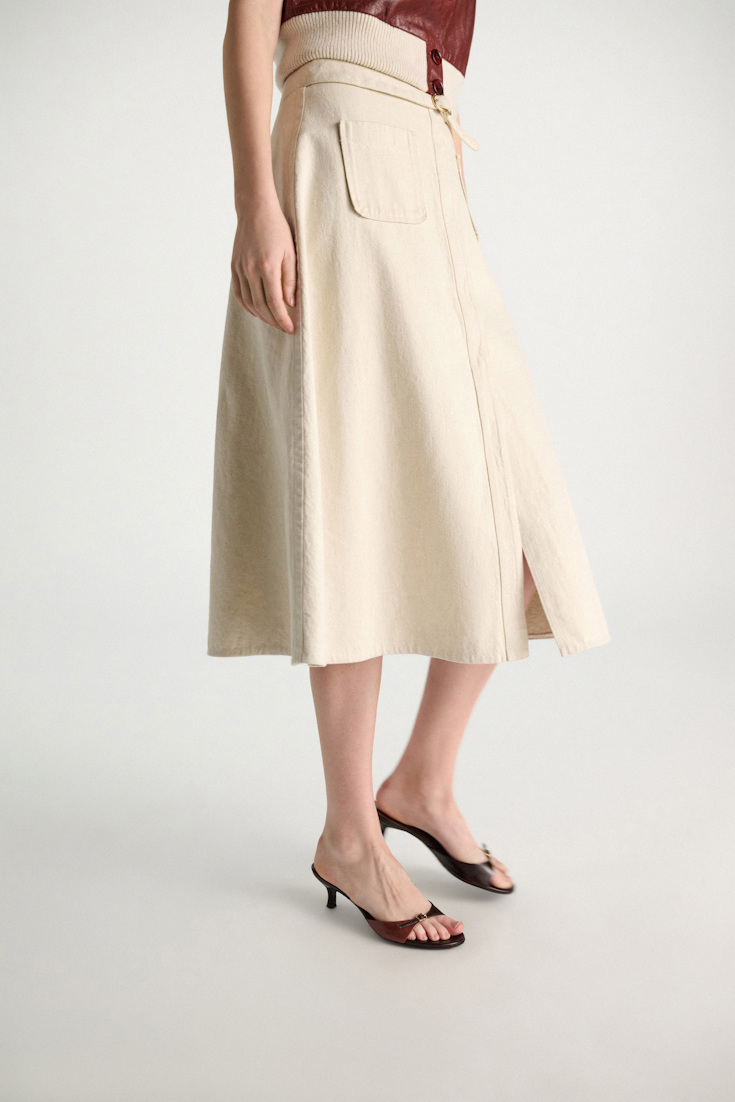 Dorothee Schumacher Flaired Rock mit Gürtel aus Baumwolle und Leinen champagner