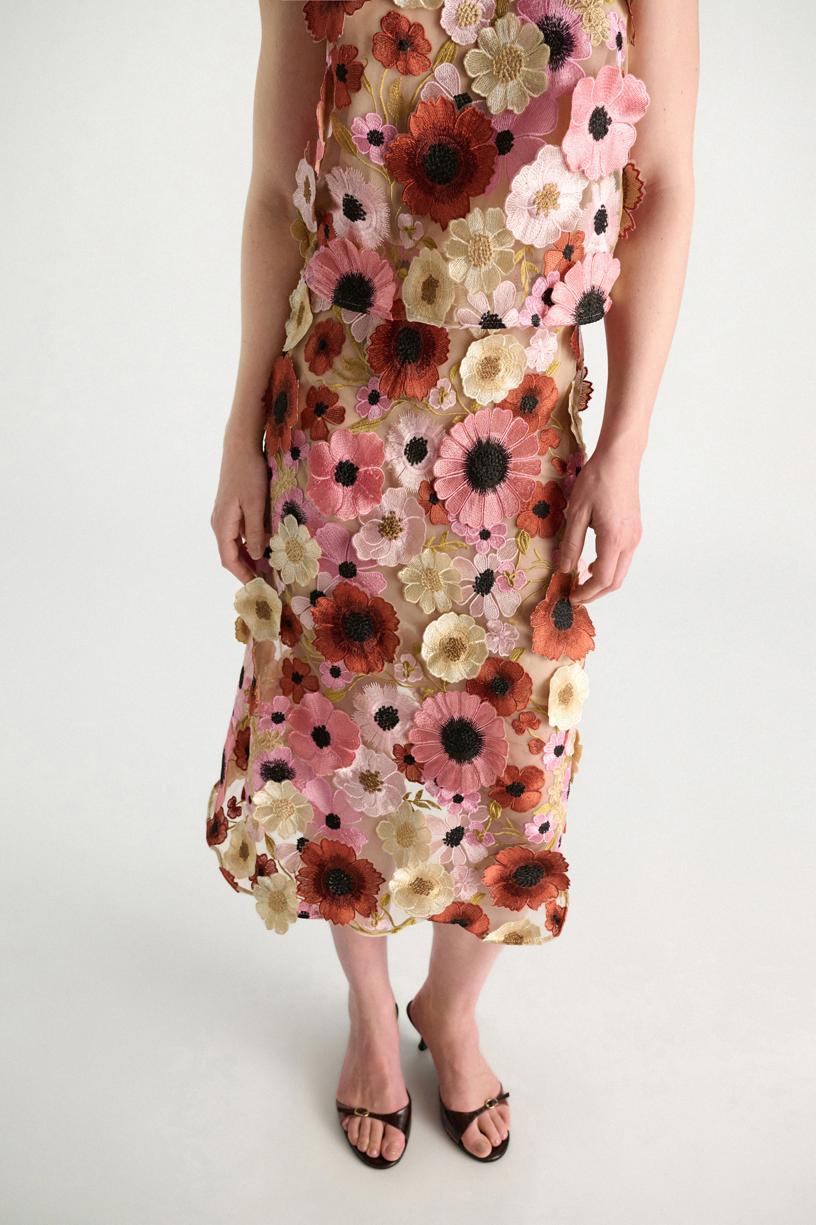Dorothee Schumacher Midi-Rock mit dreidimensionaler Blumensttickerei Multi Flower