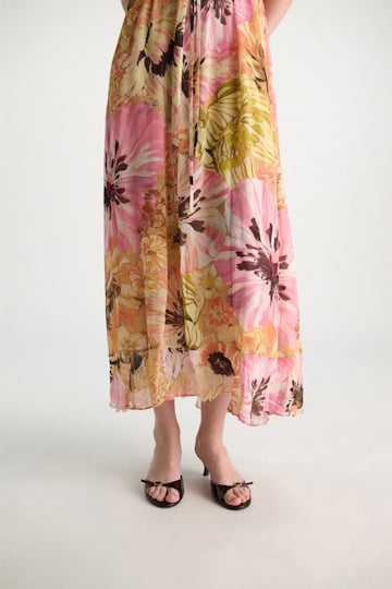 Dorothee Schumacher Midi-Kleid mit Blumenbrosche im Signature Print aus Viskose-Georgette boho flower print