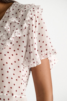 Dorothee Schumacher Cropped Bluse aus Viskose-Georgette small bordeaux dot