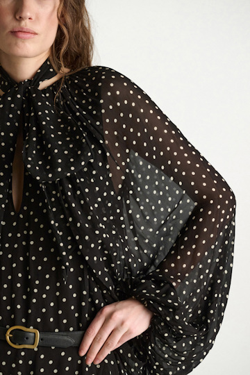 Dorothee Schumacher Bodenlanges Kleid aus Viskose-Georgette mit separatem Schal white dot on blk