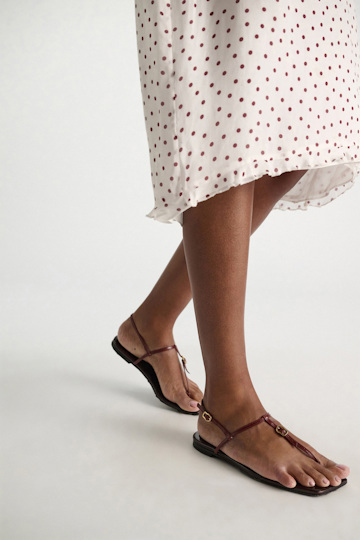 Dorothee Schumacher Toe post buckle sandals bordeaux/rust/tan mix