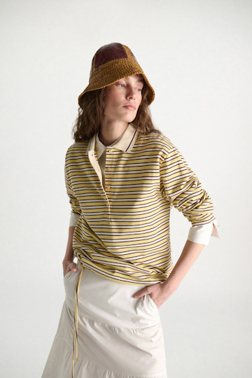 Dorothee Schumacher Bucket Hat aus Raffia und Lackleder patched raffia