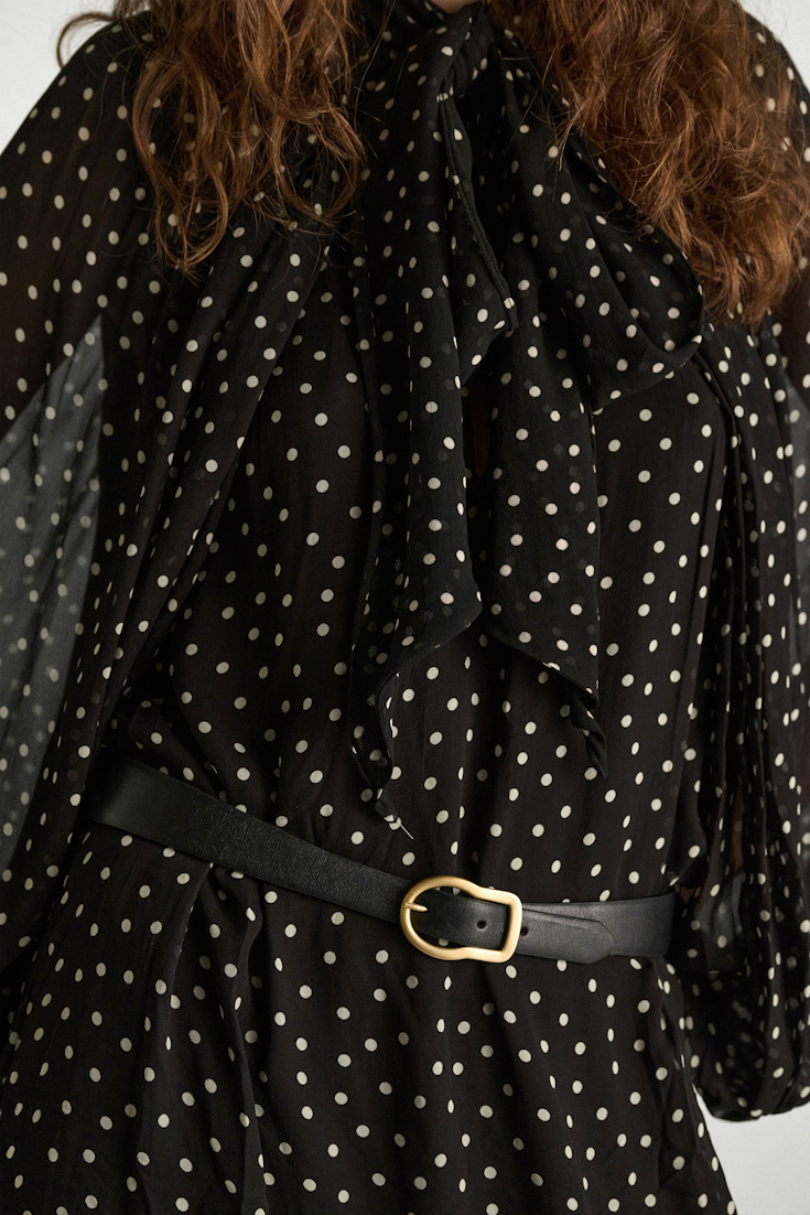 Dorothee Schumacher Wide to thin contour belt pure black