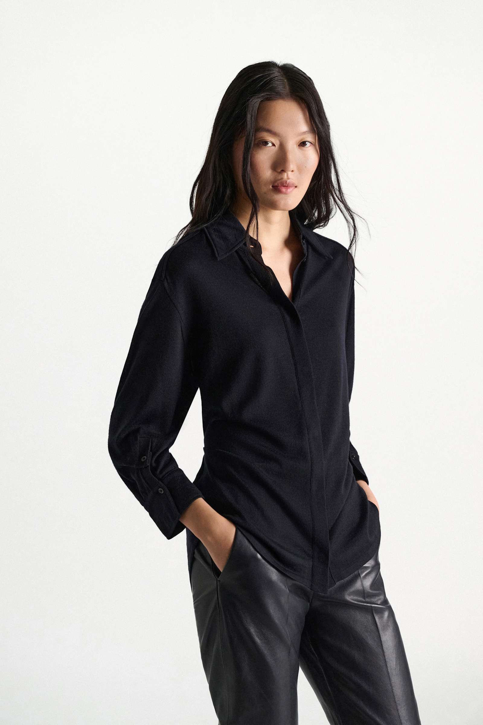 Dorothee Schumacher Extra fine Merino shirt midnight navy