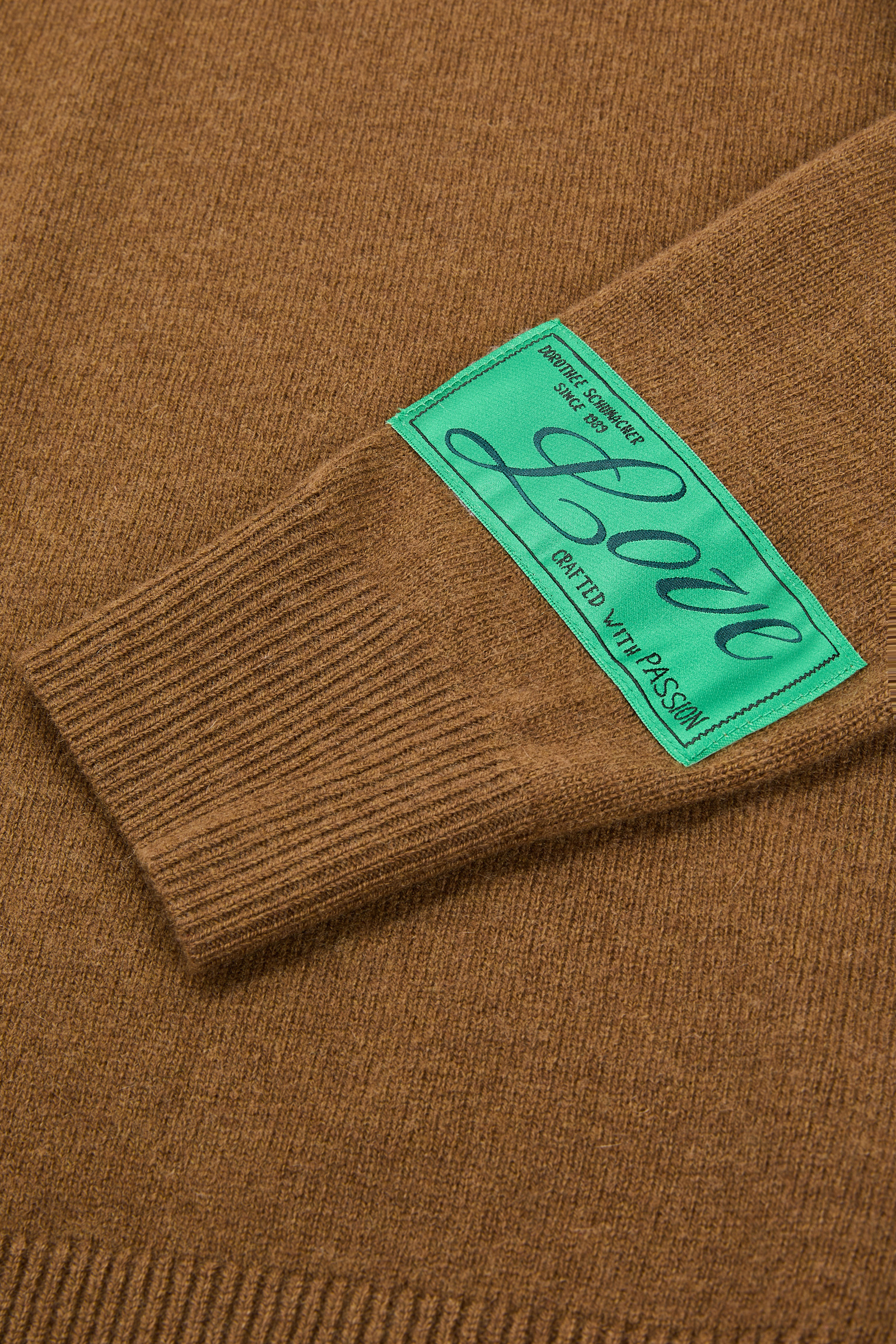Dorothee Schumacher Merino-cashmere V-neck pullover porcini