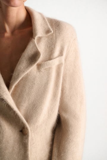 Dorothee Schumacher Merino-cashmere double-breasted blazer make up