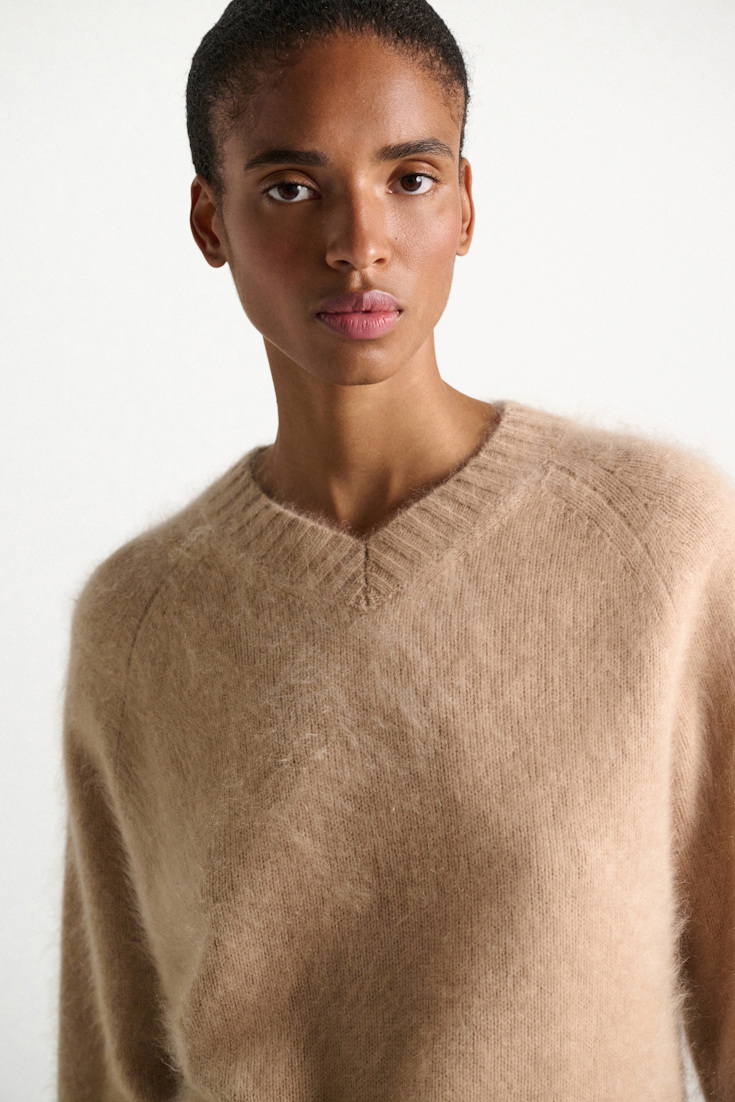 Dorothee Schumacher Pullover mit V-Ausschnitt aus Merino und Kaschmir make up