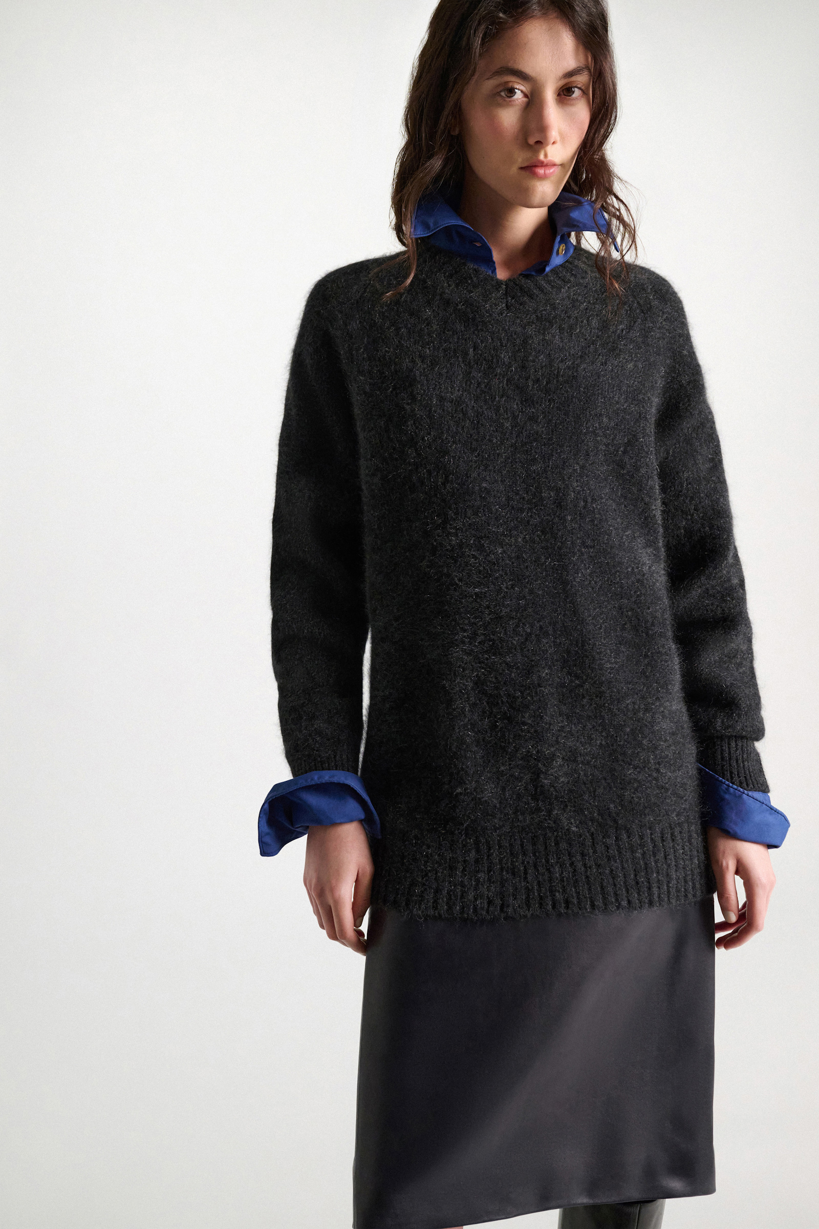 Dorothee Schumacher Merino-cashmere V-neck pullover anthra melange