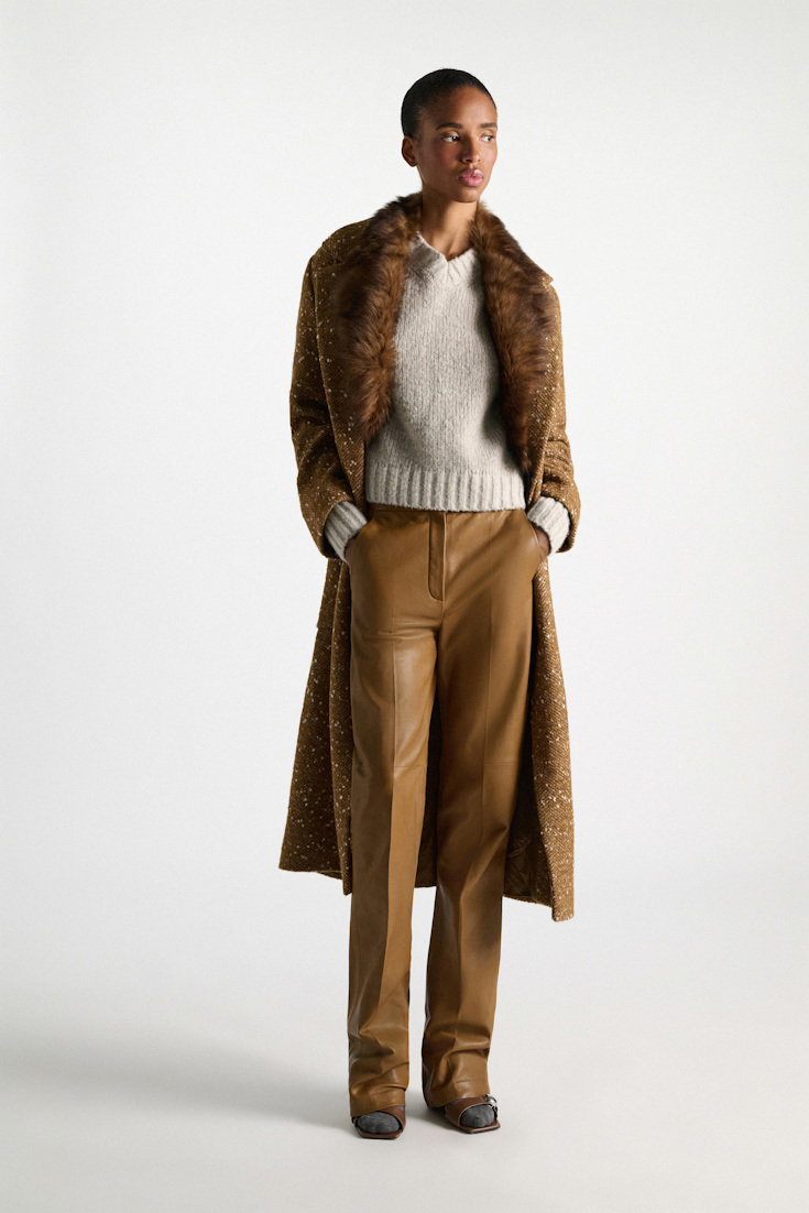 Dorothee Schumacher Cashmere V-neck pullover champignon