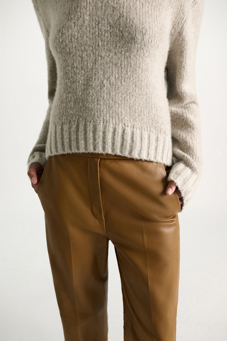 Dorothee Schumacher Cashmere V-neck pullover champignon