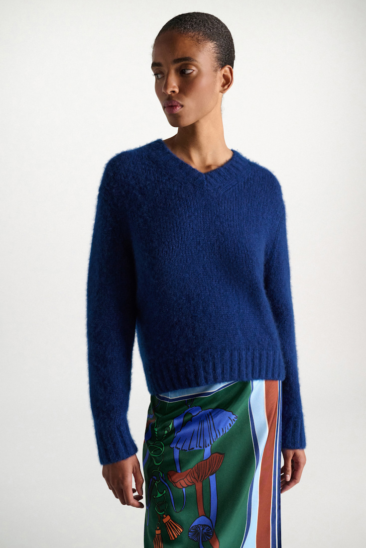 Dorothee Schumacher Pullover mit V-Ausschnitt aus Kaschmir ocean blue