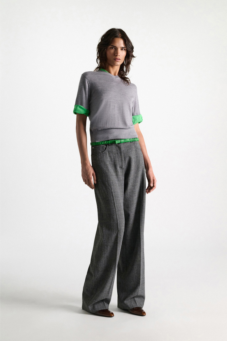 Dorothee Schumacher Extra fine Merino short sleeve layered top grey mel. patch