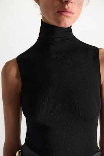 Dorothee Schumacher Sleeveless turtleneck in extra fine Merino black