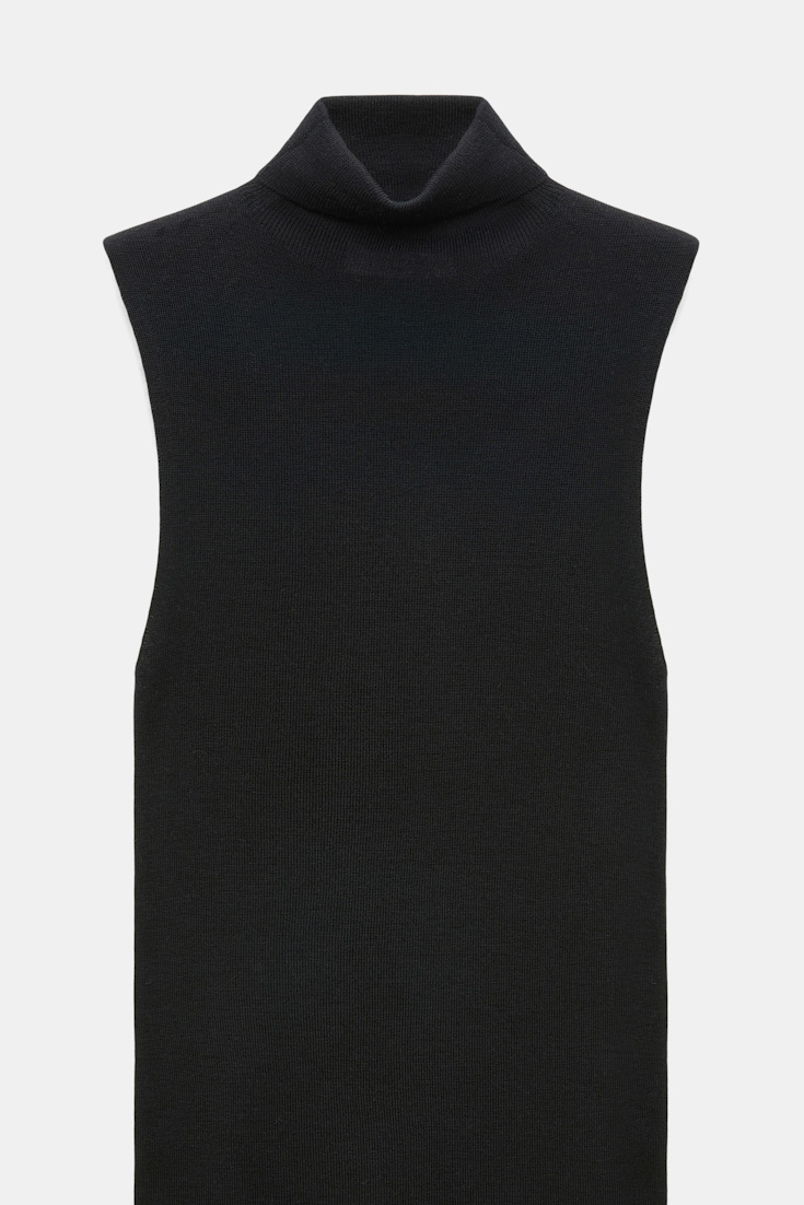 Dorothee Schumacher Sleeveless turtleneck in extra fine Merino black