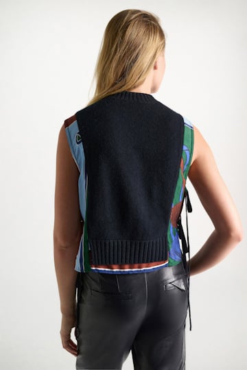 Dorothee Schumacher Gilet mit V-Ausschnitt aus Merino und Kaschmir colorful ribbon scarf