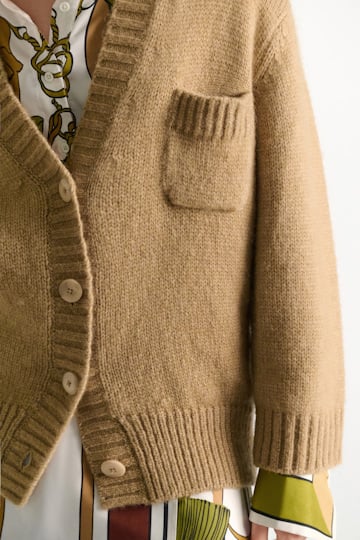 Dorothee Schumacher V-neck cardigan in Merino wool blend with baby alpaca champignon