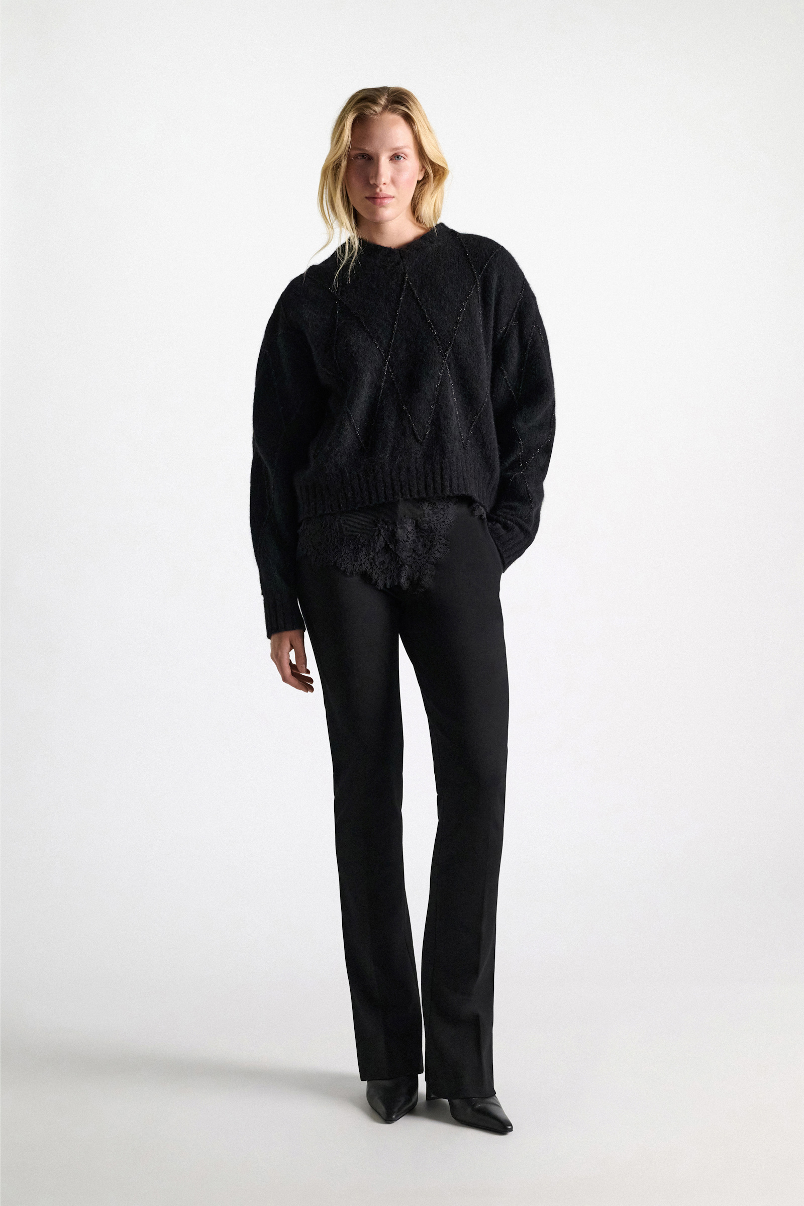 Dorothee Schumacher V-neck pullover with argyle embroidery black