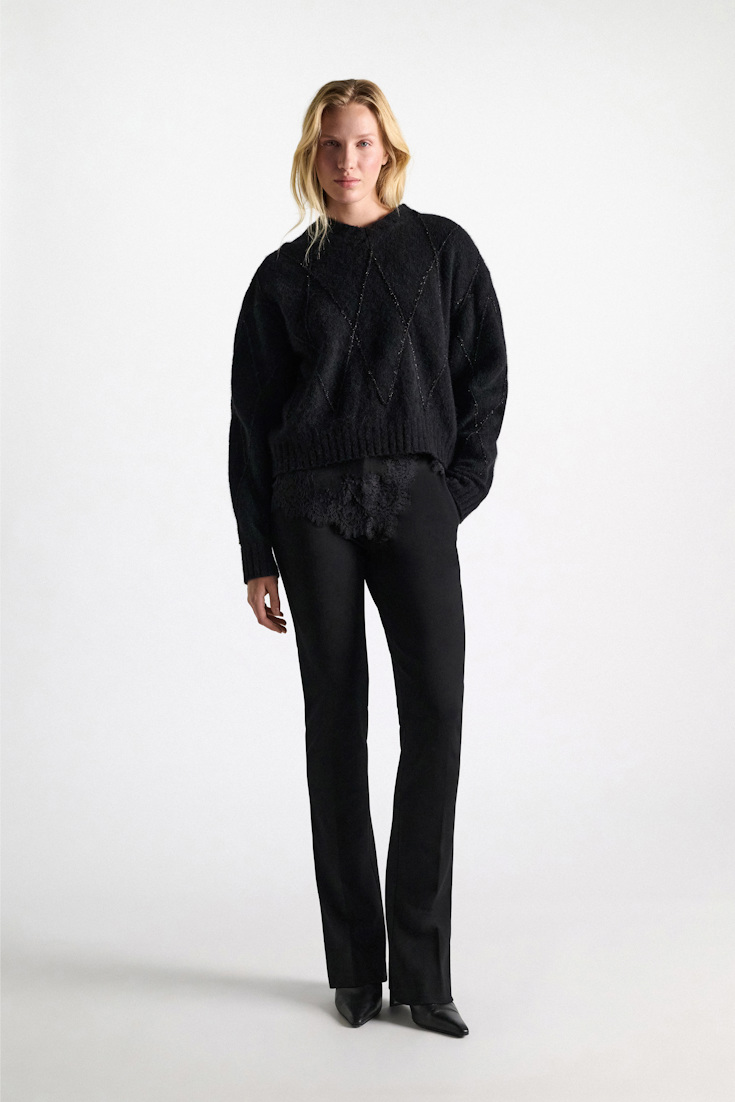 Dorothee Schumacher V-neck pullover with argyle embroidery black