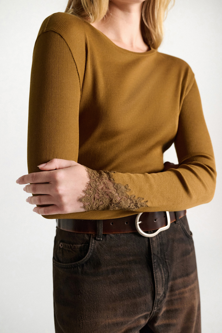 Dorothee Schumacher Long-sleeve top with lace details porcini