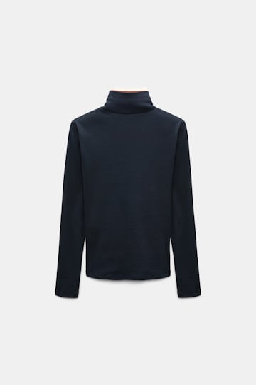 Dorothee Schumacher Fine rib cotton turtleneck with two-tone collar navy/rust