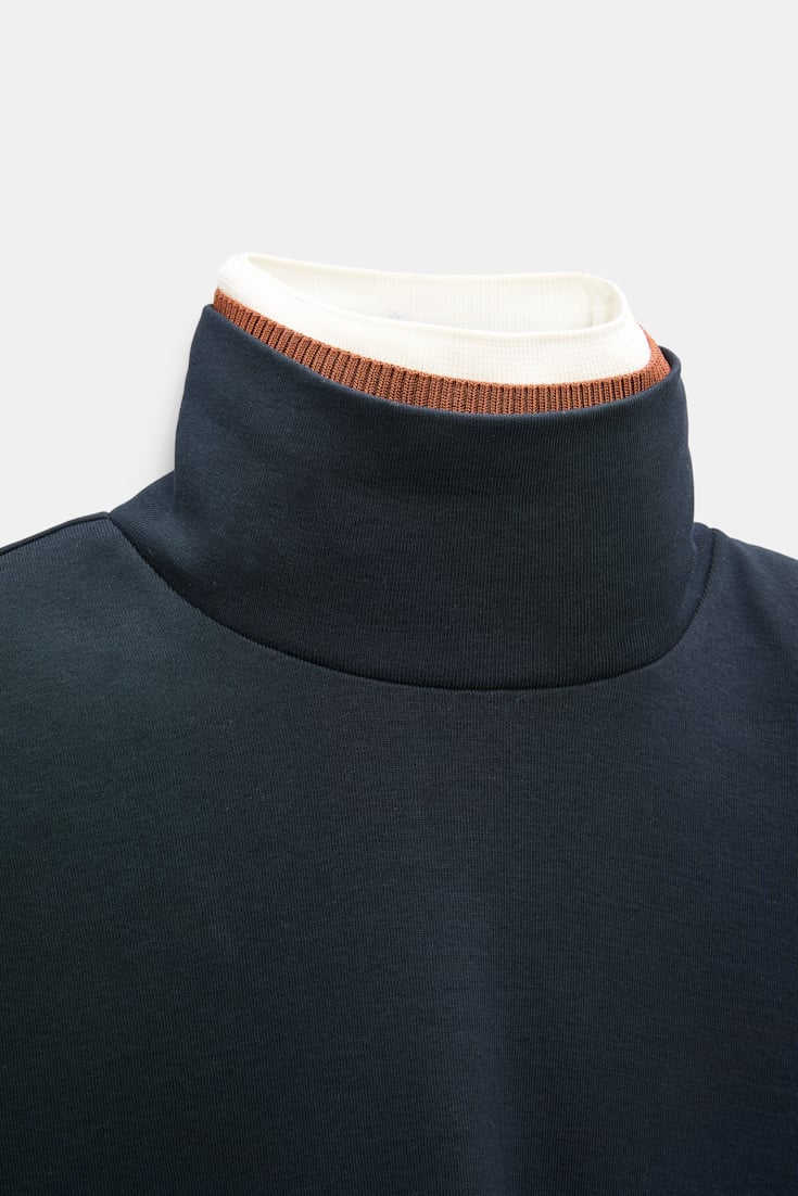 Dorothee Schumacher Fine rib cotton turtleneck with two-tone collar navy/rust