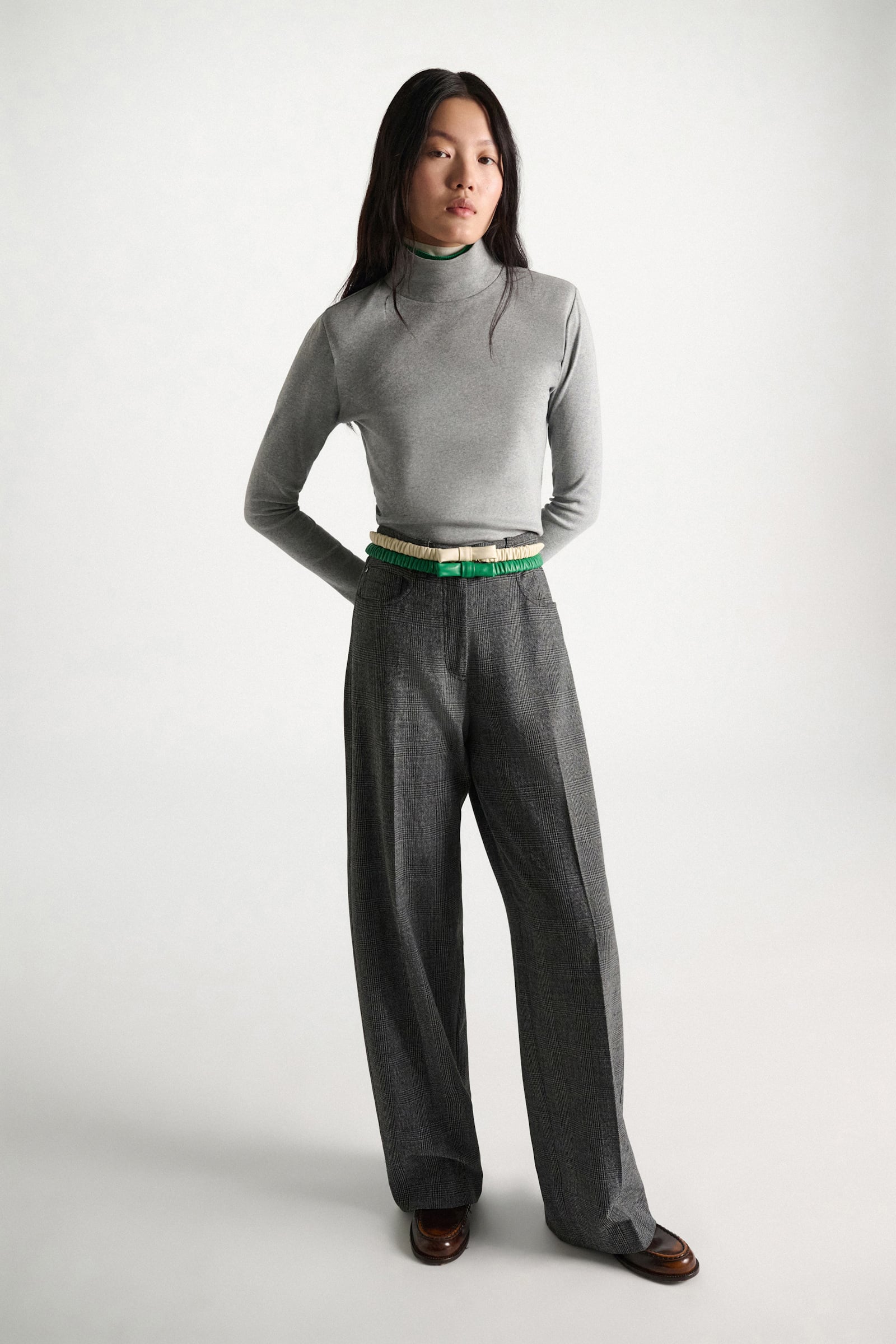 Dorothee Schumacher Fine rib cotton turtleneck with two-tone collar grey mel. patch