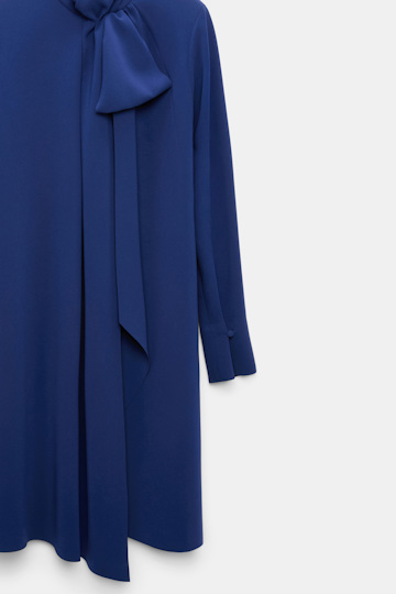 Dorothee Schumacher Drapiertes Bow-Kleid aus japanischem Crêpe ocean blue
