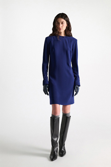 Dorothee Schumacher Kurzes Shiftkleid aus japanischem Crêpe ocean blue