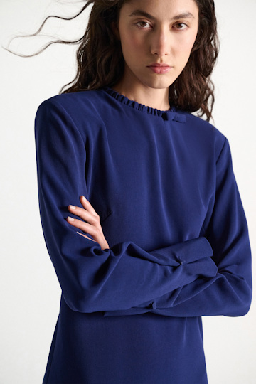 Dorothee Schumacher Kurzes Shiftkleid aus japanischem Crêpe ocean blue