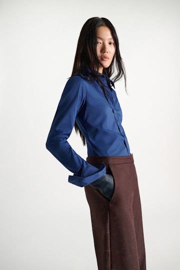 Dorothee Schumacher Bluse aus Easycare Popeline mit hohem Stretchanteil ocean blue