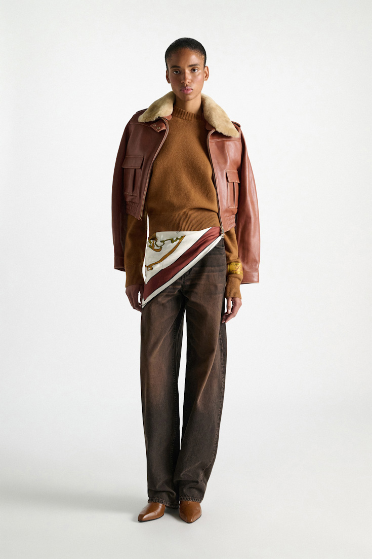 Dorothee Schumacher Pilotenjacke aus Leder cinnamon Model Front View