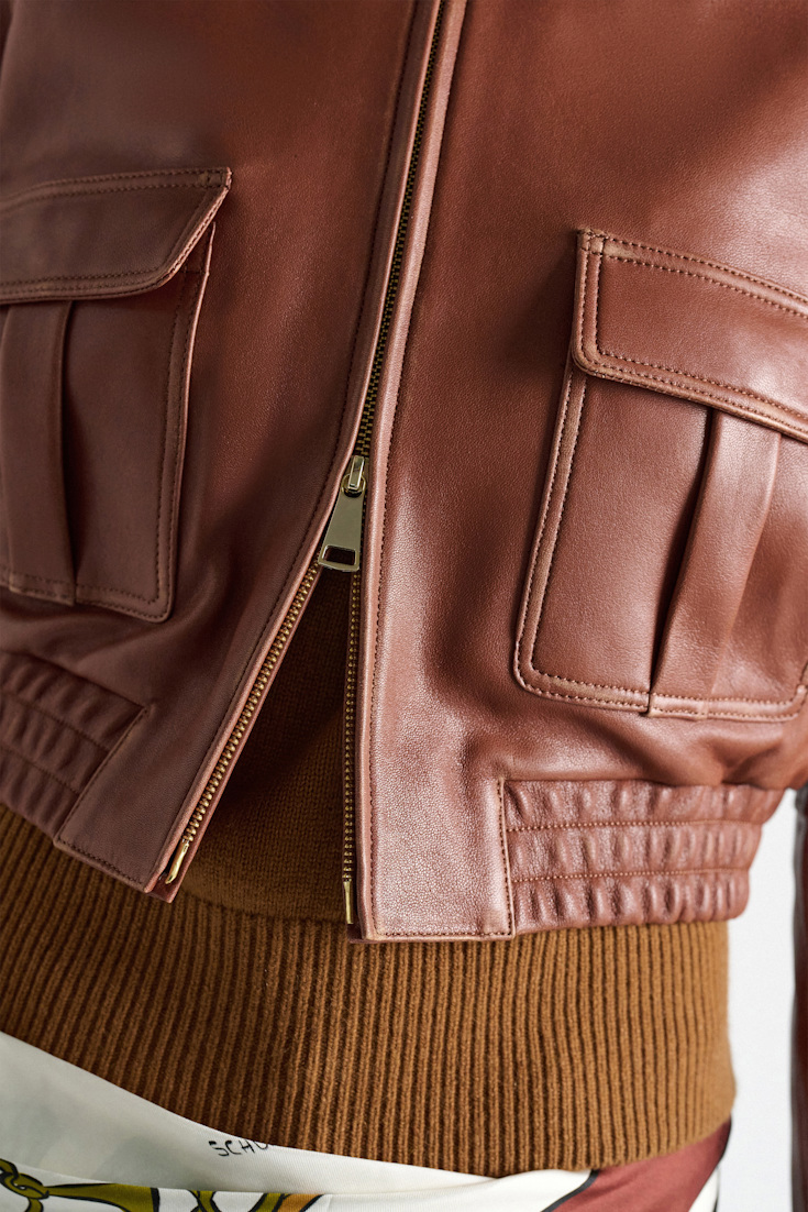 Dorothee Schumacher Pilotenjacke aus Leder cinnamon Model Detail View
