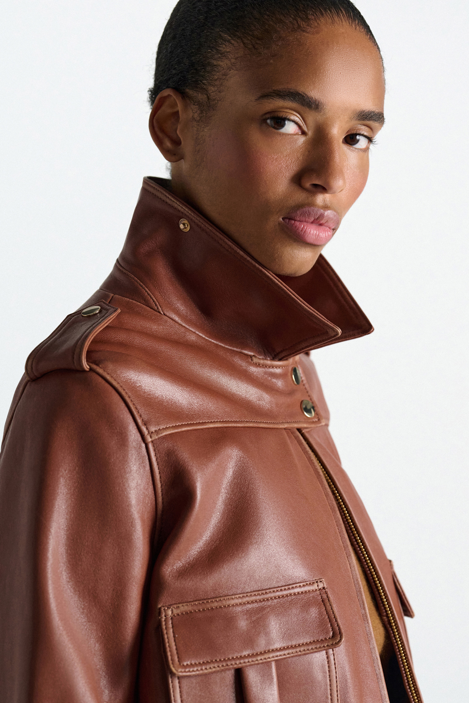 Dorothee Schumacher Pilotenjacke aus Leder cinnamon Model Detail View