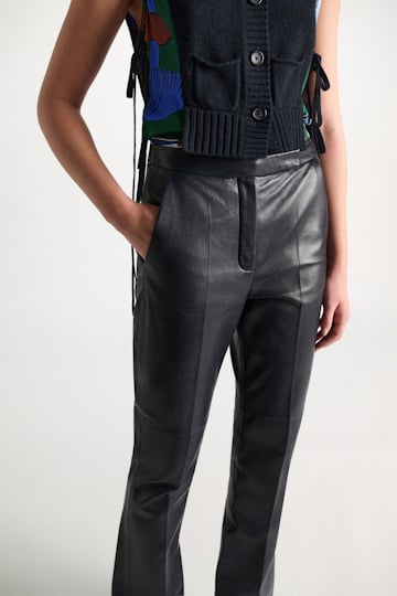 Dorothee Schumacher Long Kickflared Lederhose midnight navy