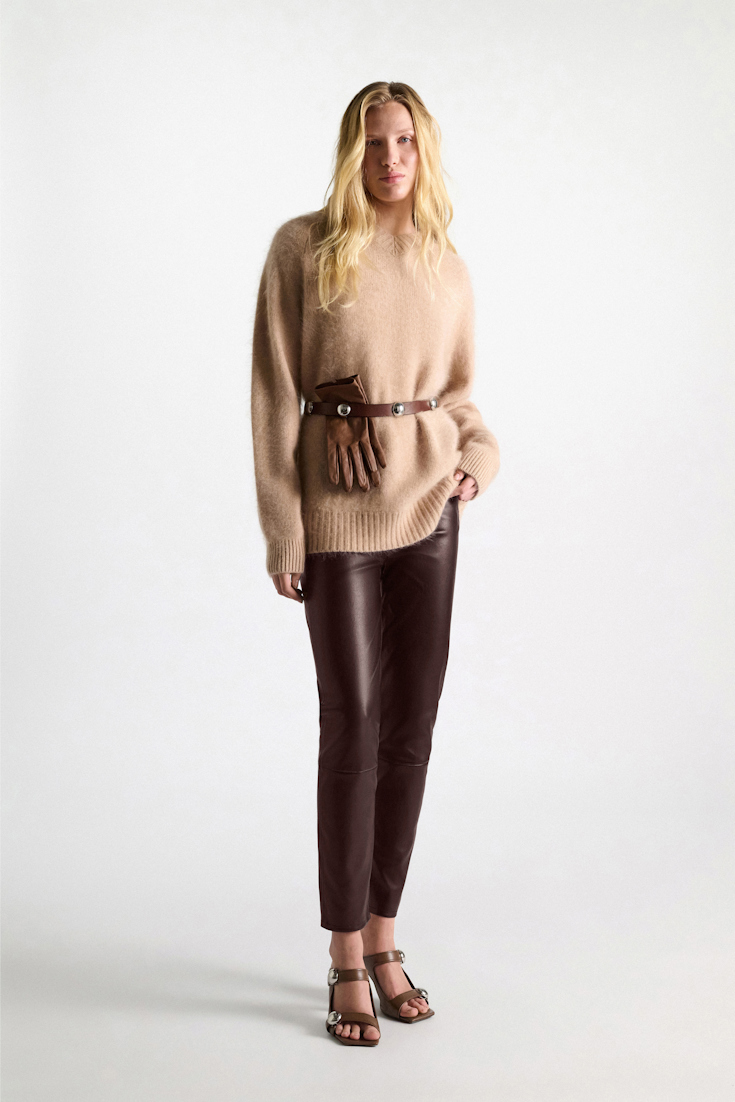 Dorothee Schumacher Long Kickflared Lederhose porcini Model Front View