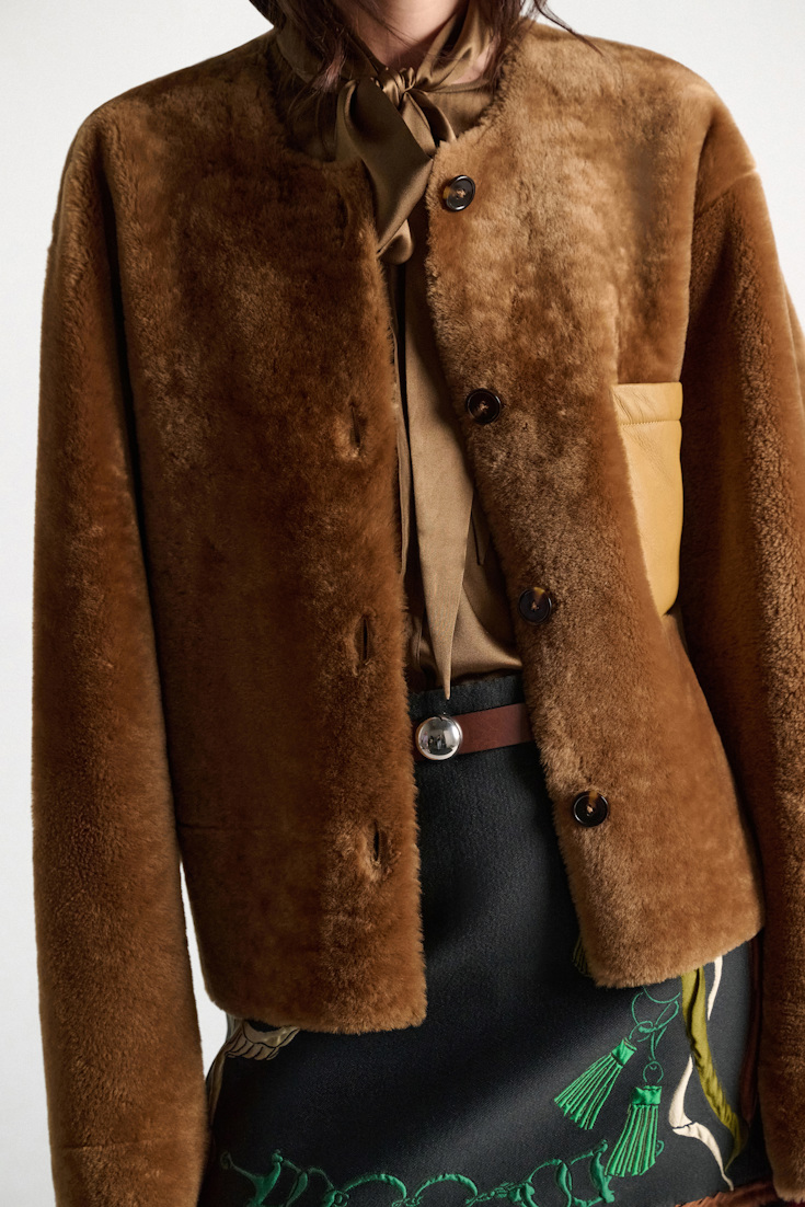 Dorothee Schumacher Reversible lamb fur jacket cinnamon tweed Model Detail View