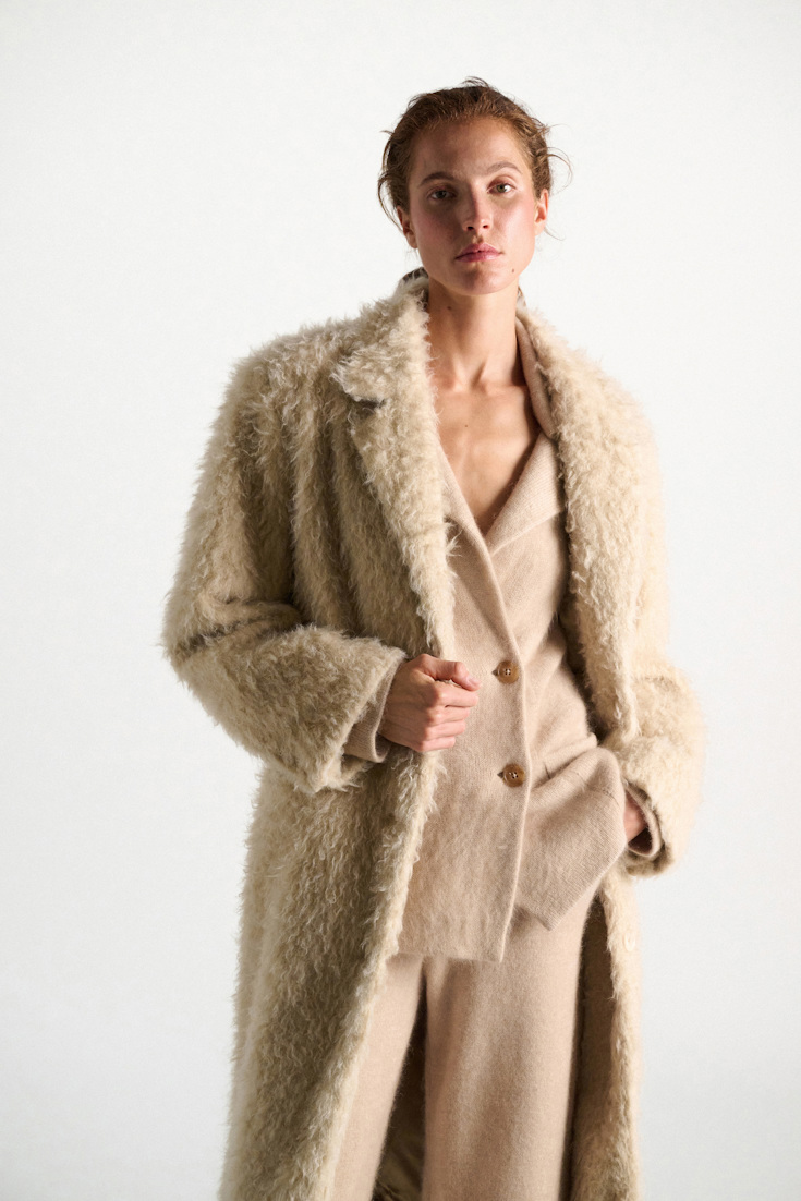 Dorothee Schumacher Faux fur coat champignon Model Detail View