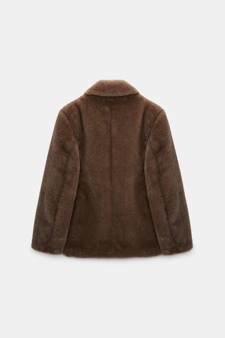 Dorothee Schumacher Blazer aus Faux Fur porcini Product Detail View
