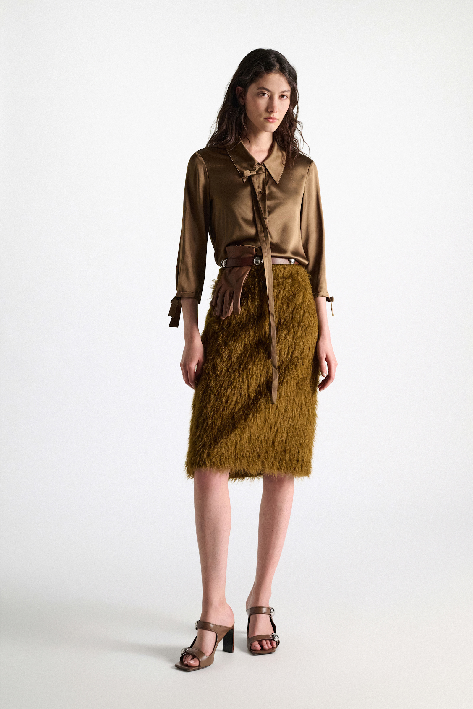 Dorothee Schumacher Slim satin blouse with ties porcini