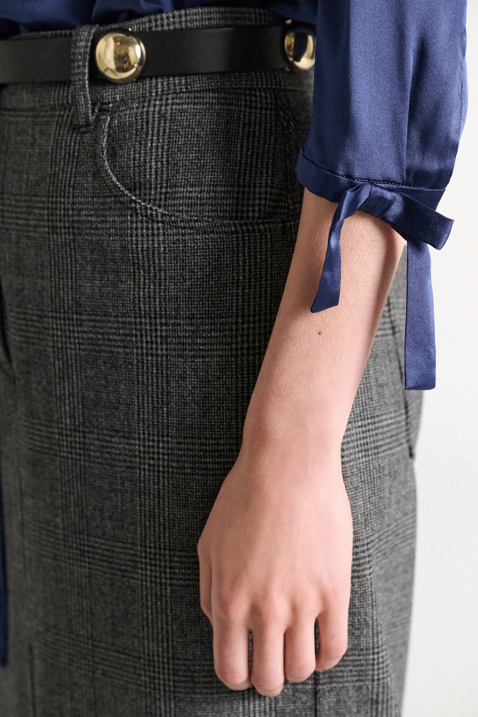 Dorothee Schumacher Slim satin blouse with ties ocean blue